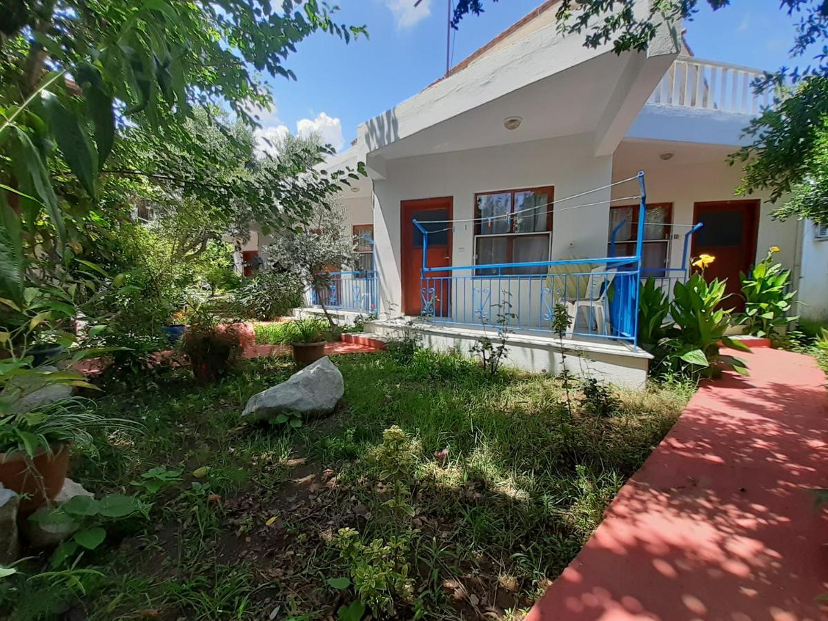 Sunset Boutique Hotel & Apartments Чирали Экстерьер фото