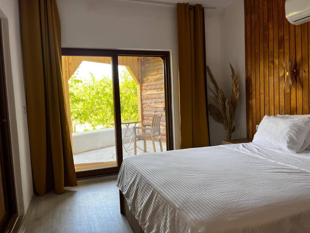 Sunset Boutique Hotel & Apartments Чирали Экстерьер фото