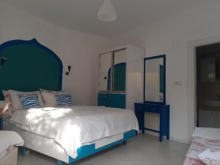 Sunset Boutique Hotel & Apartments Чирали Номер фото