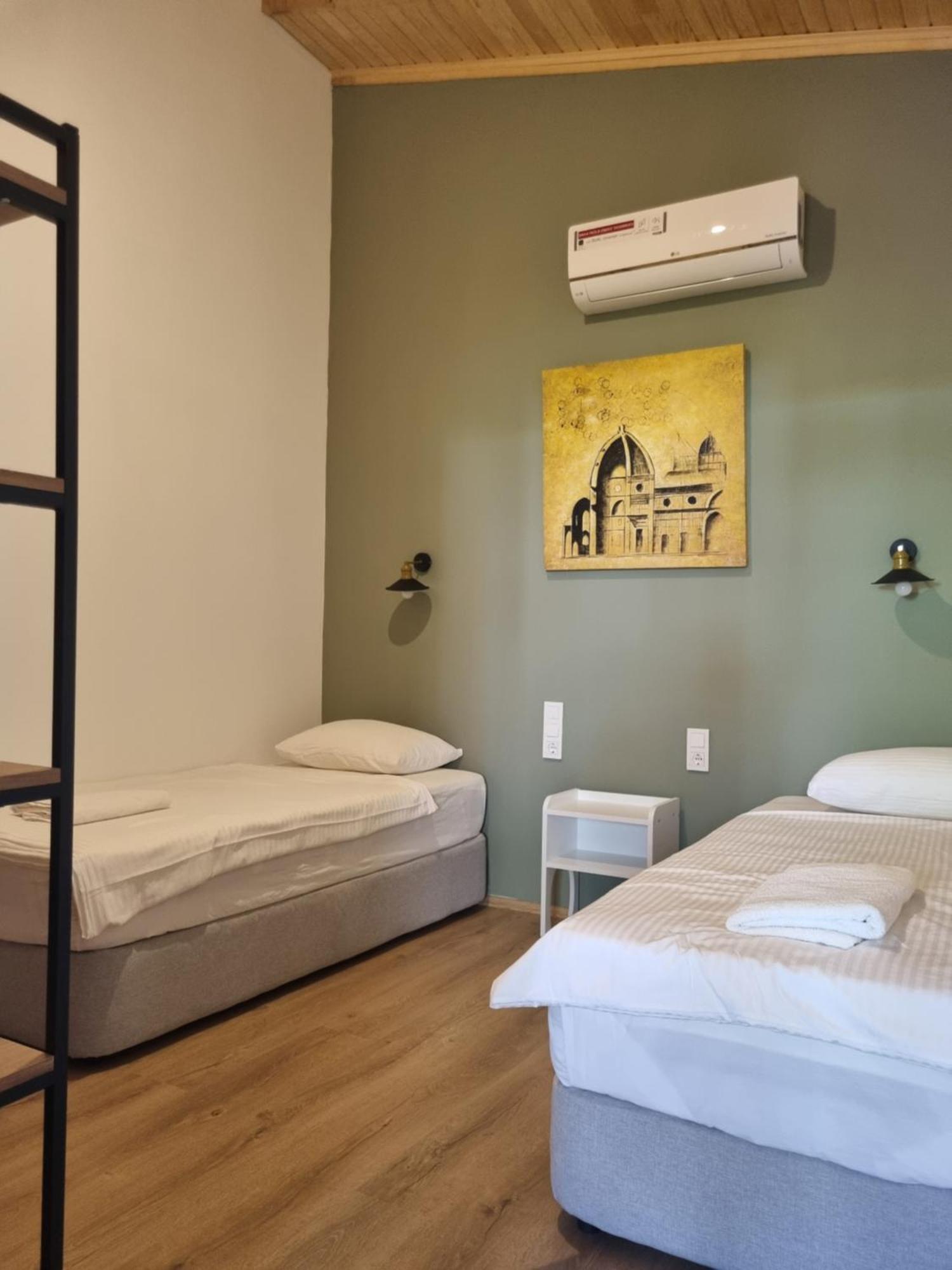 Sunset Boutique Hotel & Apartments Чирали Номер фото